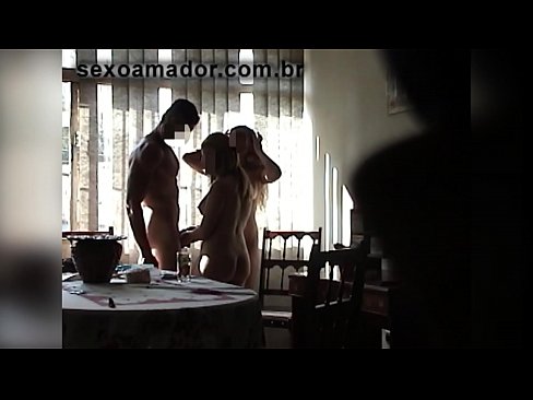 ❤️ Sex-Freunde laden einen riesigen Mann und einen Dreier mit ihm ein ❤️ Sex video bei uns de.storestarbucks.top ❌